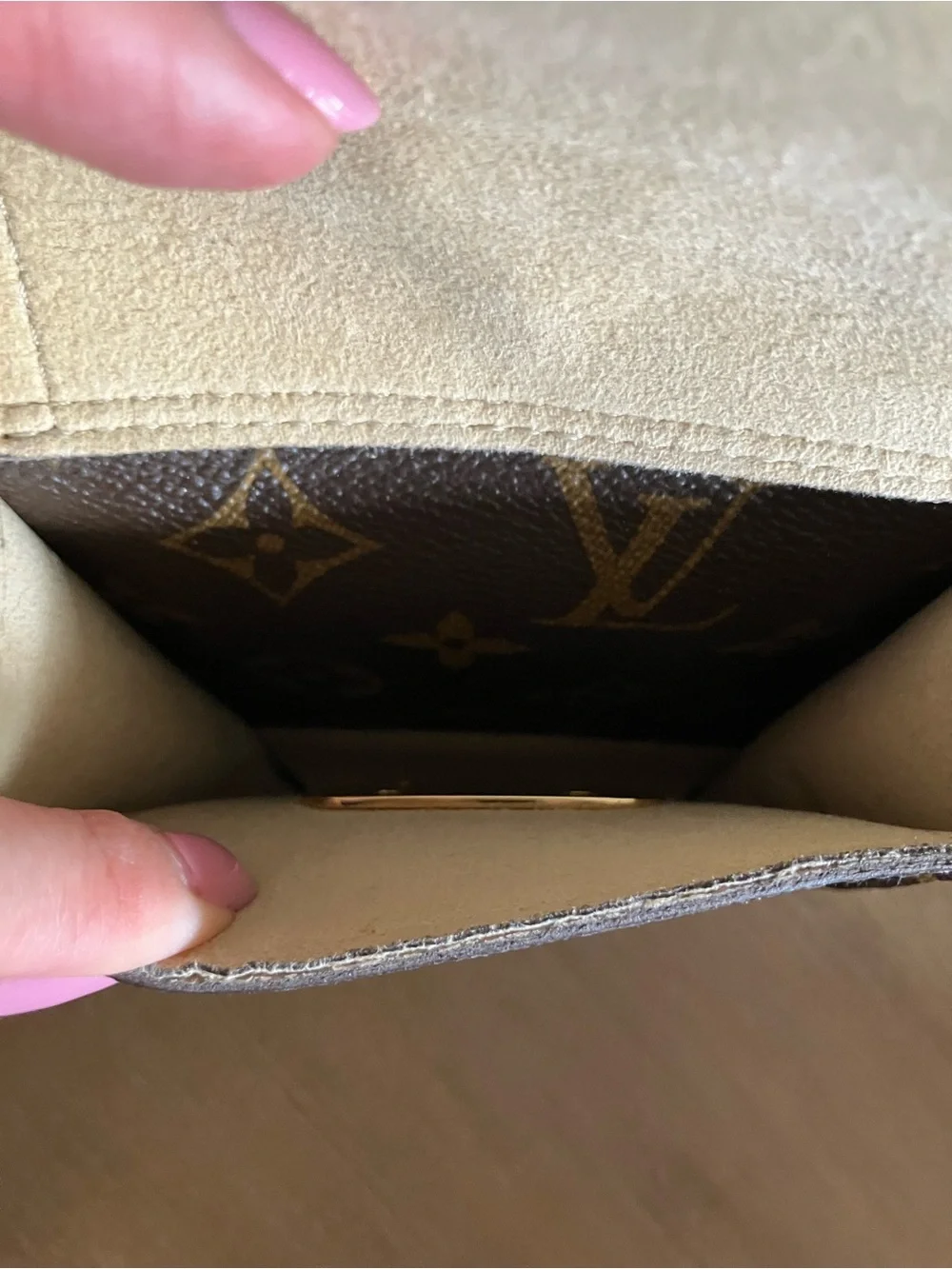 Louis Vuitton Monogram Canvas Manhattan PM